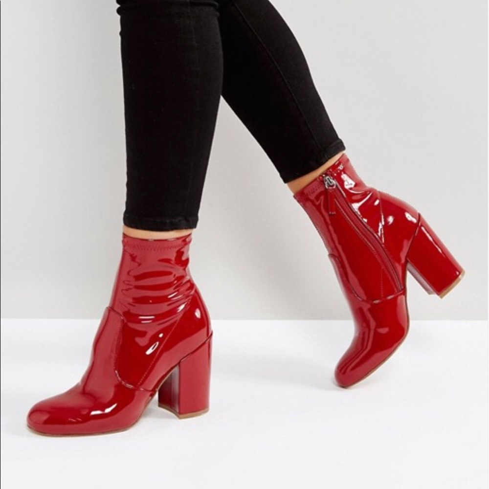 Steve Madden Gaze Ankle Booties